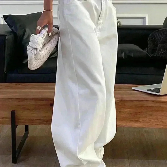 White Casual Women's Solid Color Loose Denim Pants - Picture 7 of 9